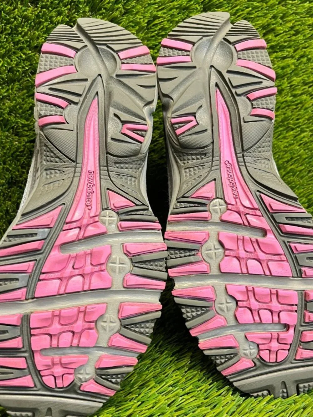 New Balance 411V2 Womens Size 8 Gray Black Pink Athletic Running Shoes Sneakers